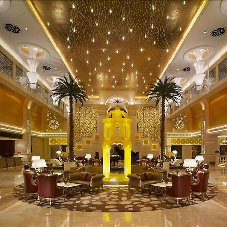 Sovereign Hotel Zhanjiang Exterior foto